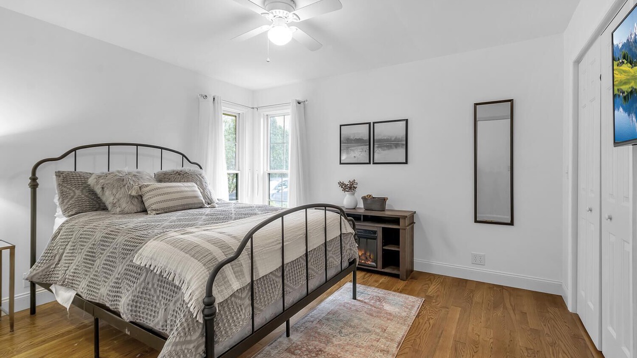 Photo of Bedroom in Olcott