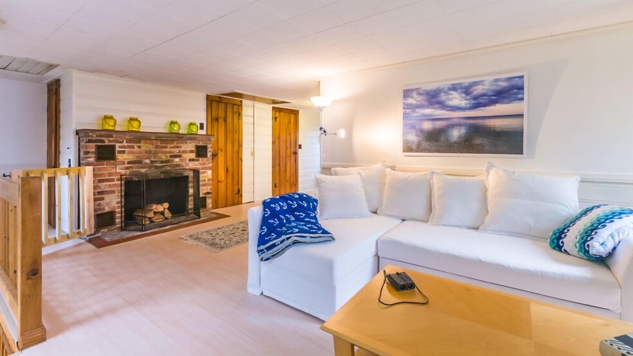 Photo of Livingroom in Ellisville