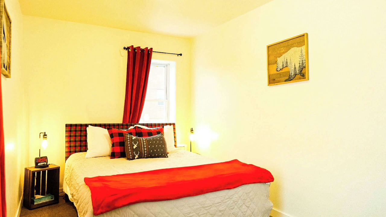 Photo of Bedroom in Ironwood