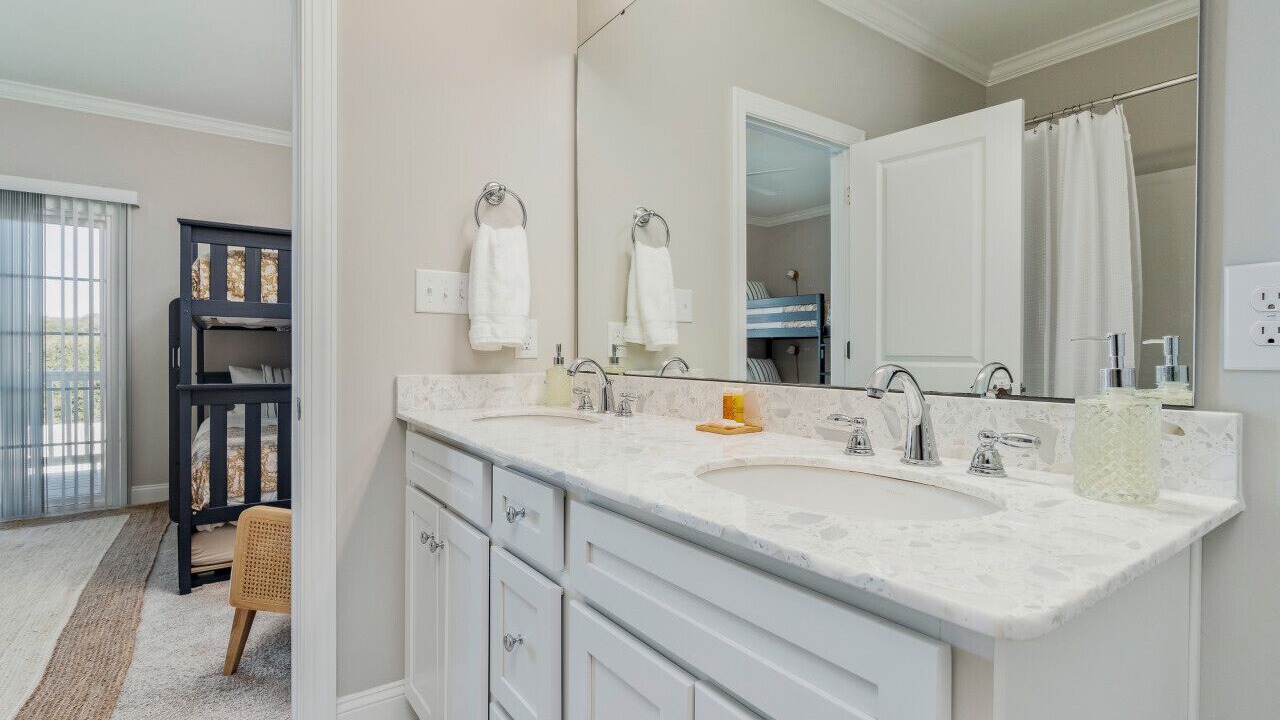 Photo of Bedroom in Atlantic Beach