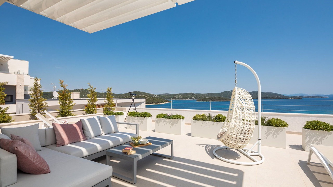 Photo of Patio Balcony in Jezera