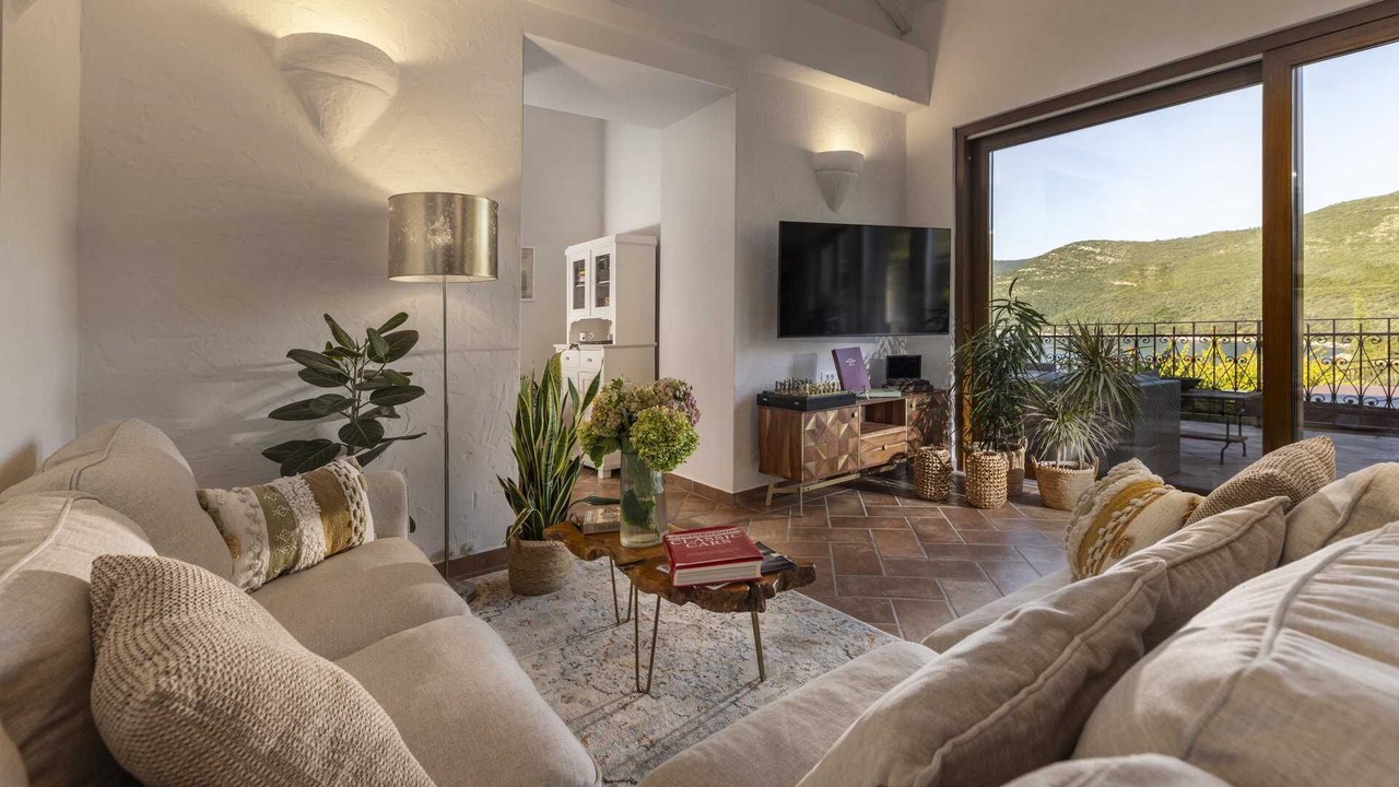 Photo of Livingroom in Molunat
