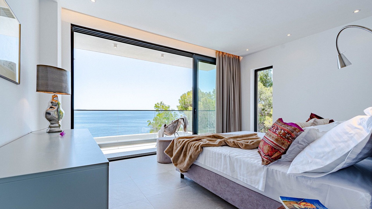 Photo of Bedroom in Blato