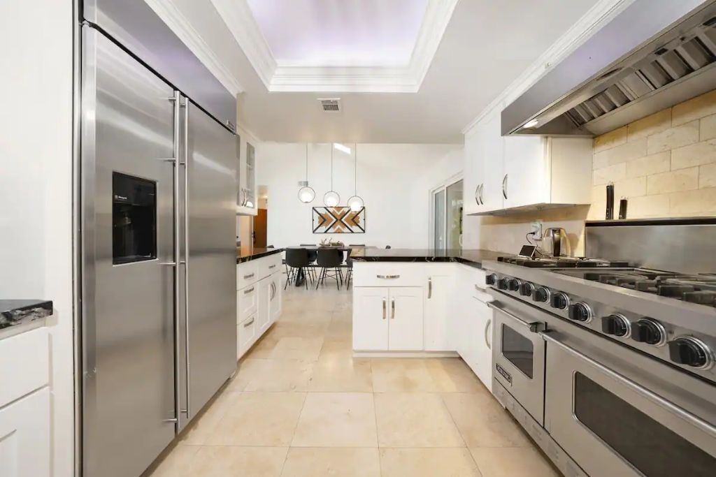 Photo of Kitchen in Airport Area
