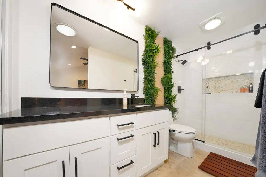 Photo of Bathroom in Airport Area