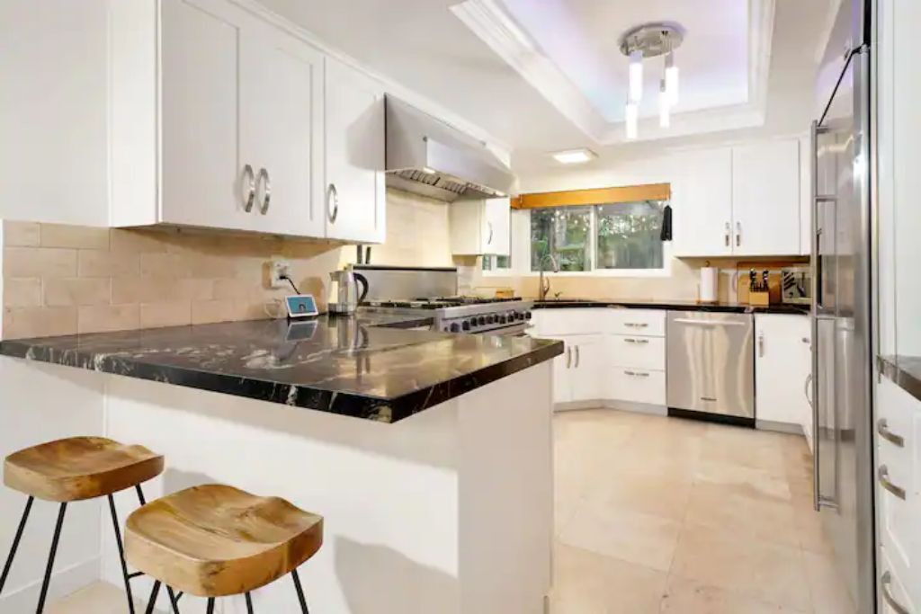 Photo of Kitchen in Airport Area