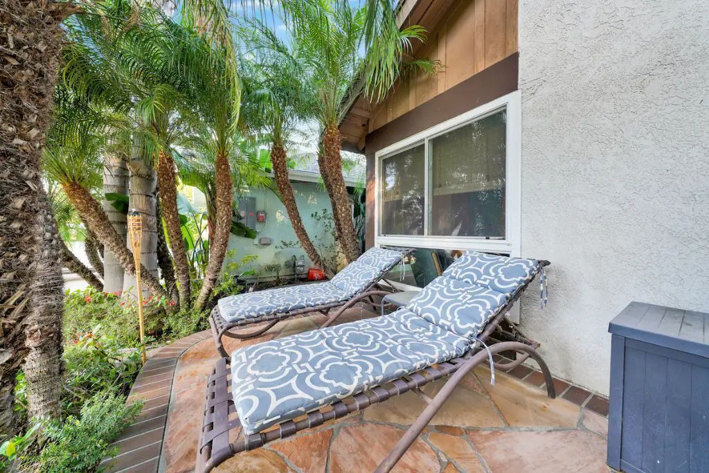 Photo of Patio Balcony in Airport Area