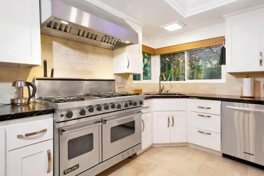 Photo of Kitchen in Airport Area