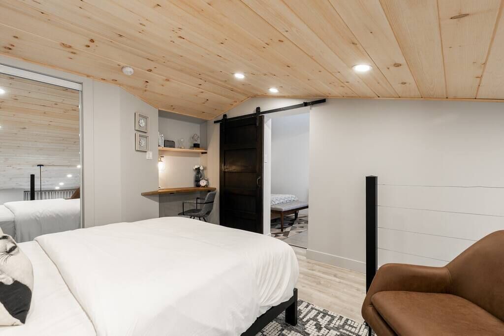 Photo of Bedroom in Mont-Tremblant Village