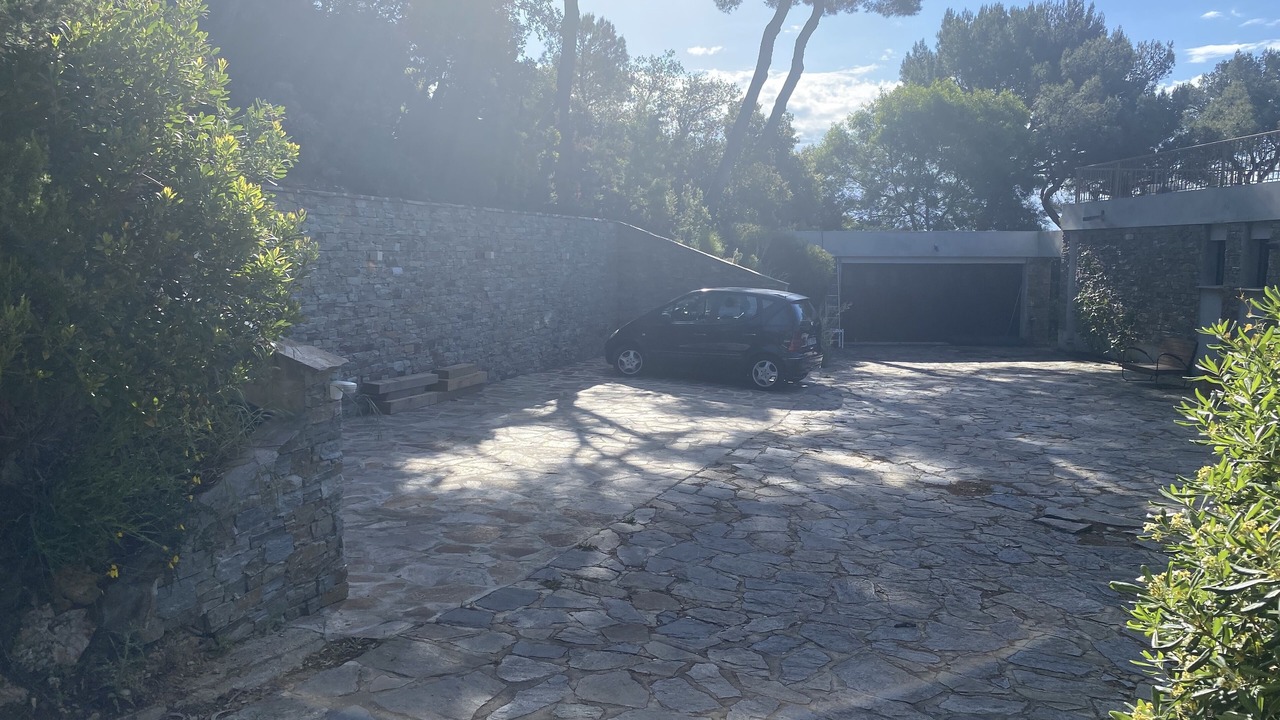 Photo of Outdoor in Cap Benat