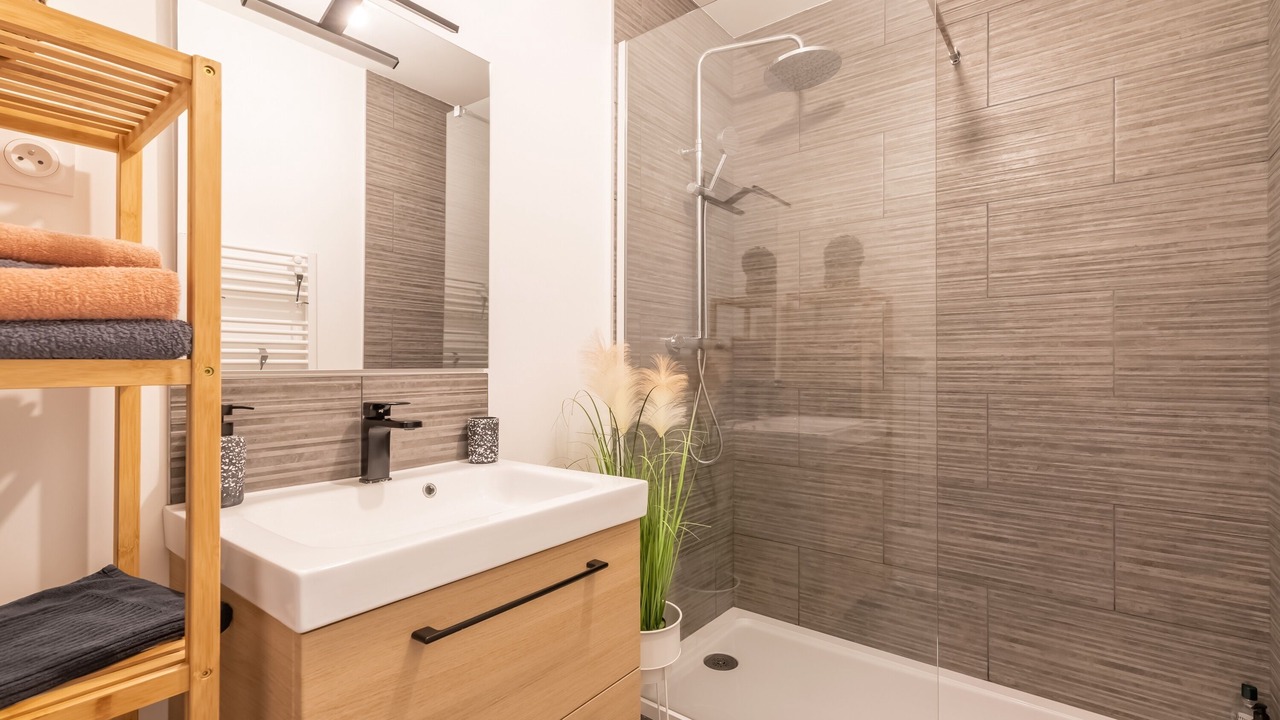 Photo of Bathroom in Rocabey - Alsace - Gare