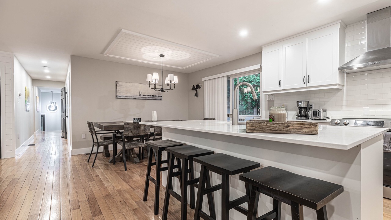 Photo of Kitchen in Grand Bend