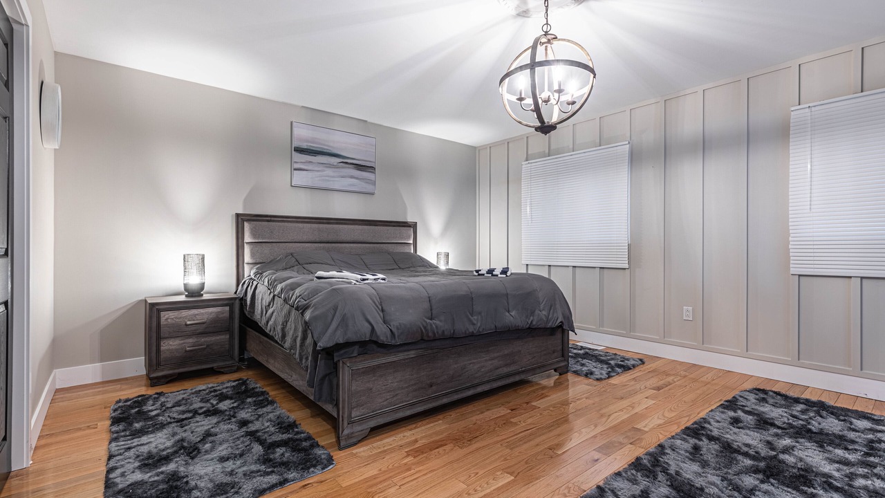 Photo of Bedroom in Grand Bend