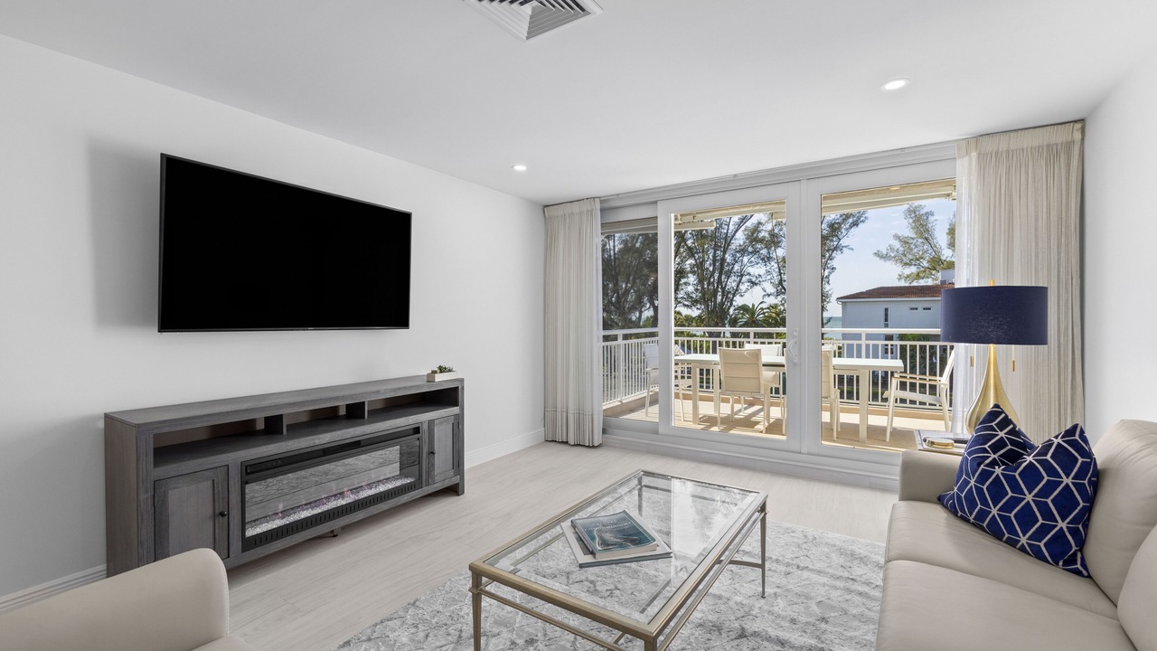 Photo of Livingroom in Longboat Key