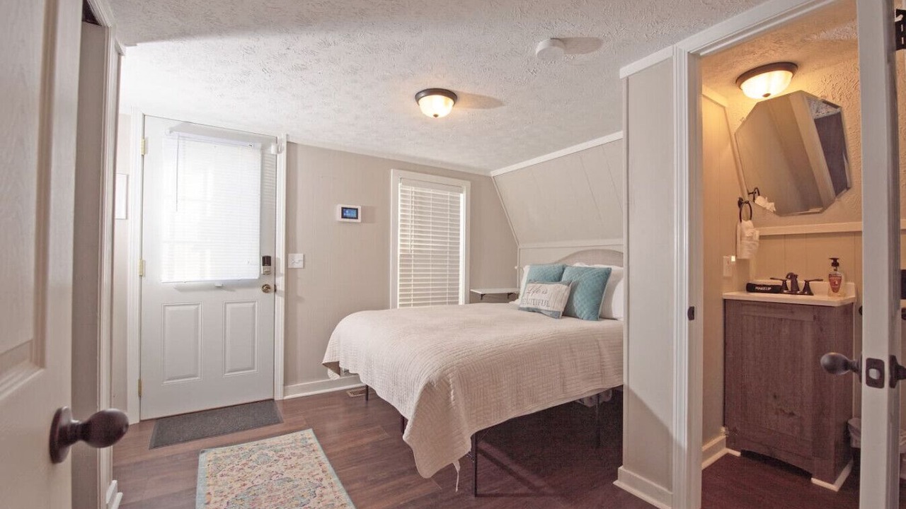 Photo of Bedroom in Lampe