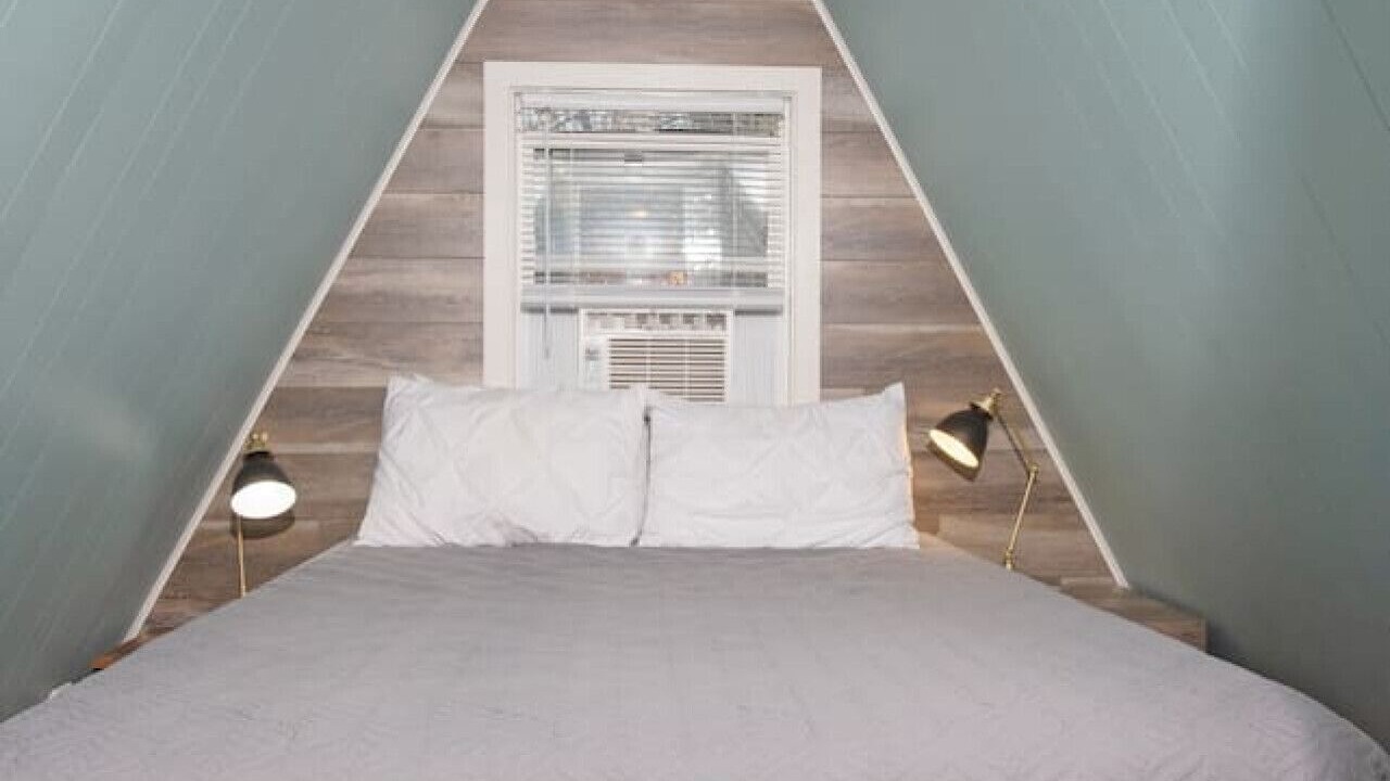 Photo of Bedroom in Lampe