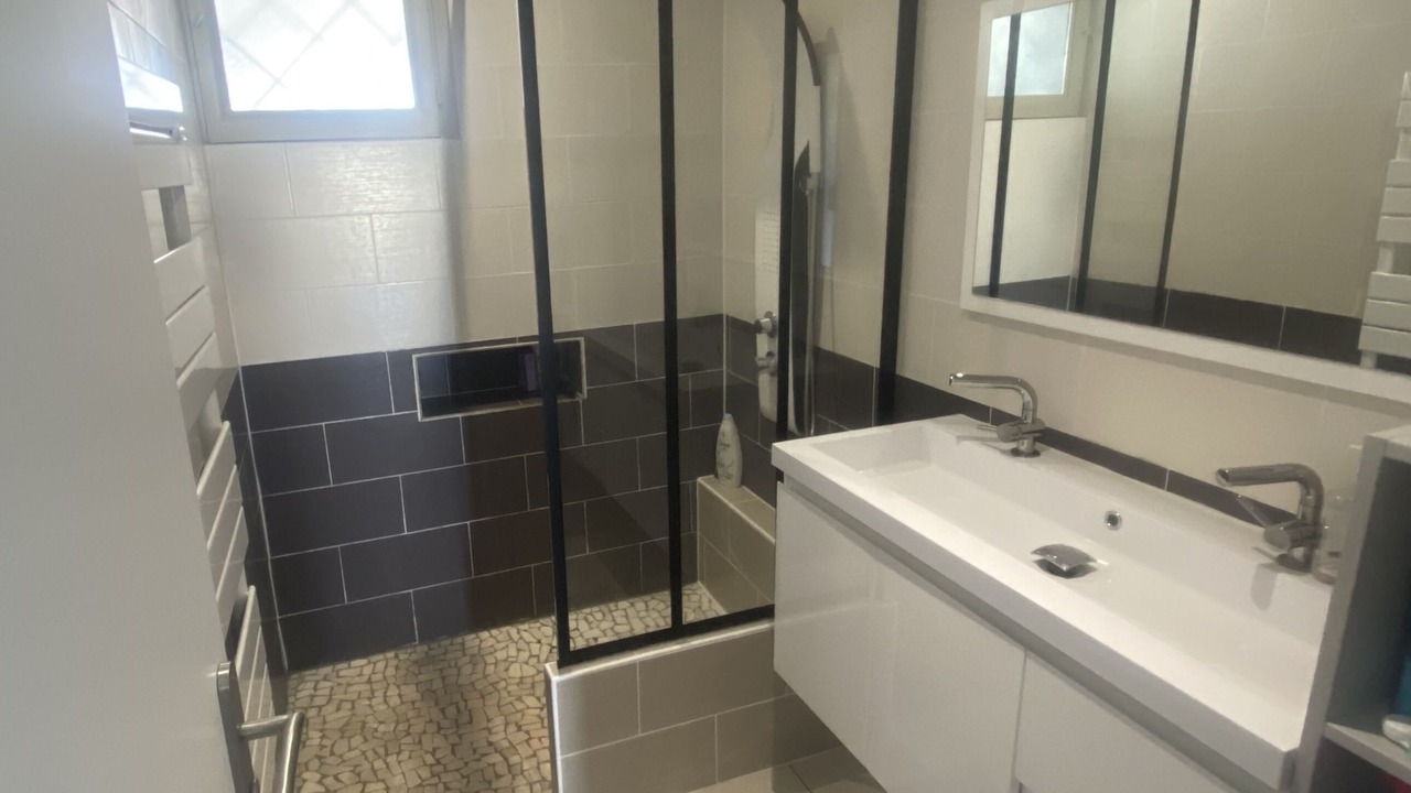 Photo of Bathroom in Grieges