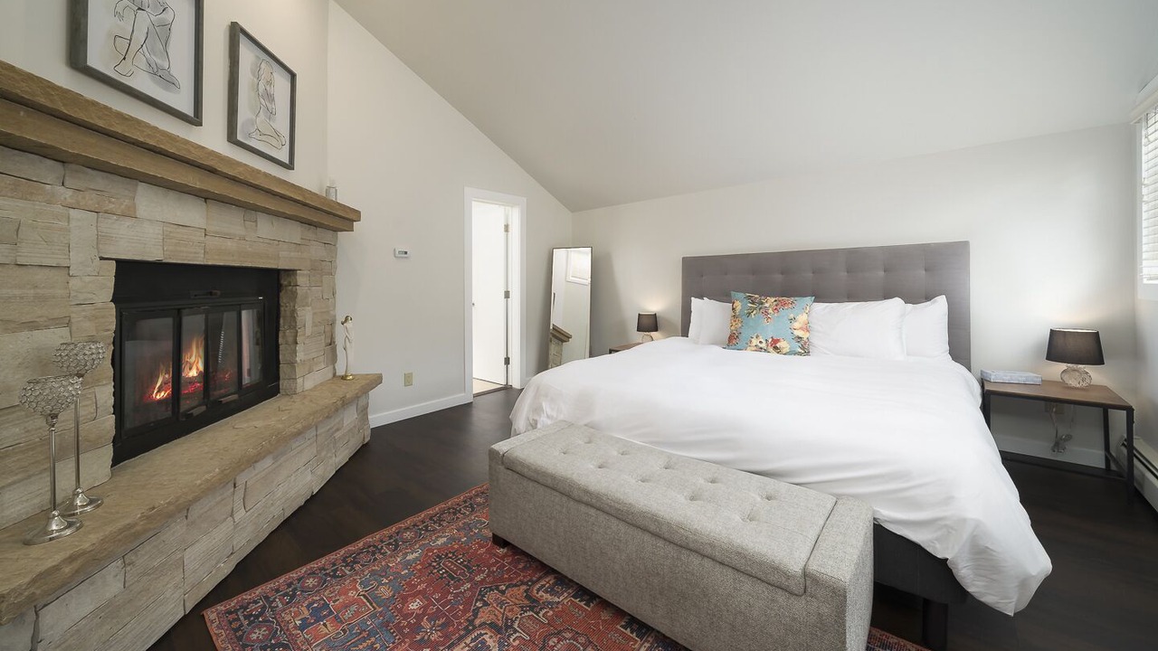 Photo of Bedroom in Arrowbear Lake