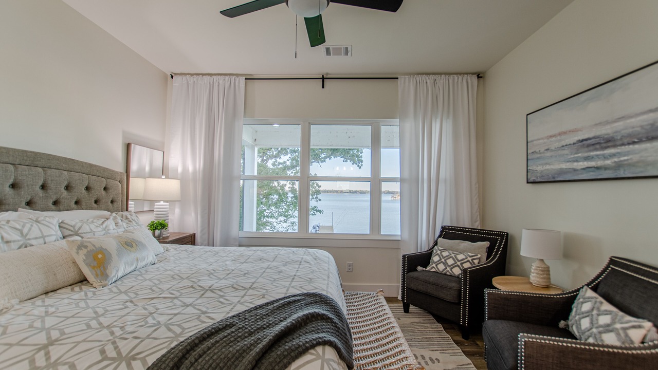 Photo of Bedroom in Carolyn Estates