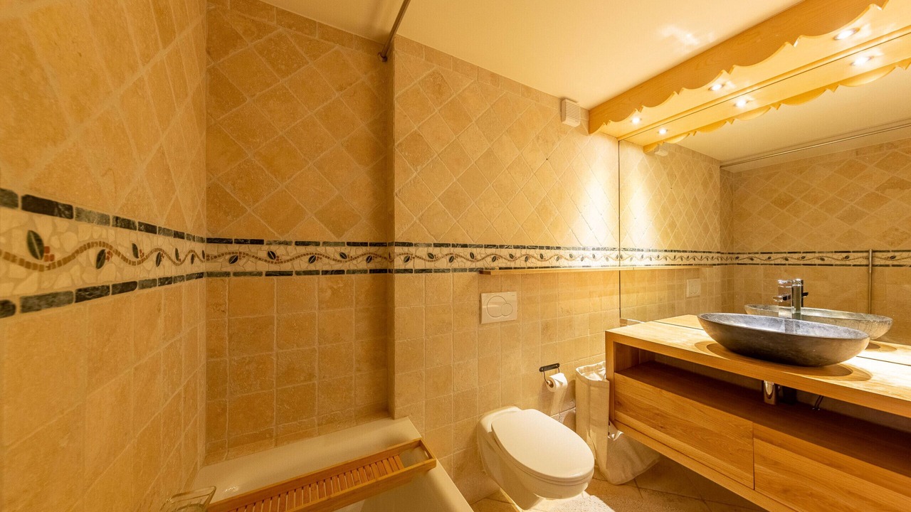 Photo of Bathroom in Saint-Pierre-de-Clages