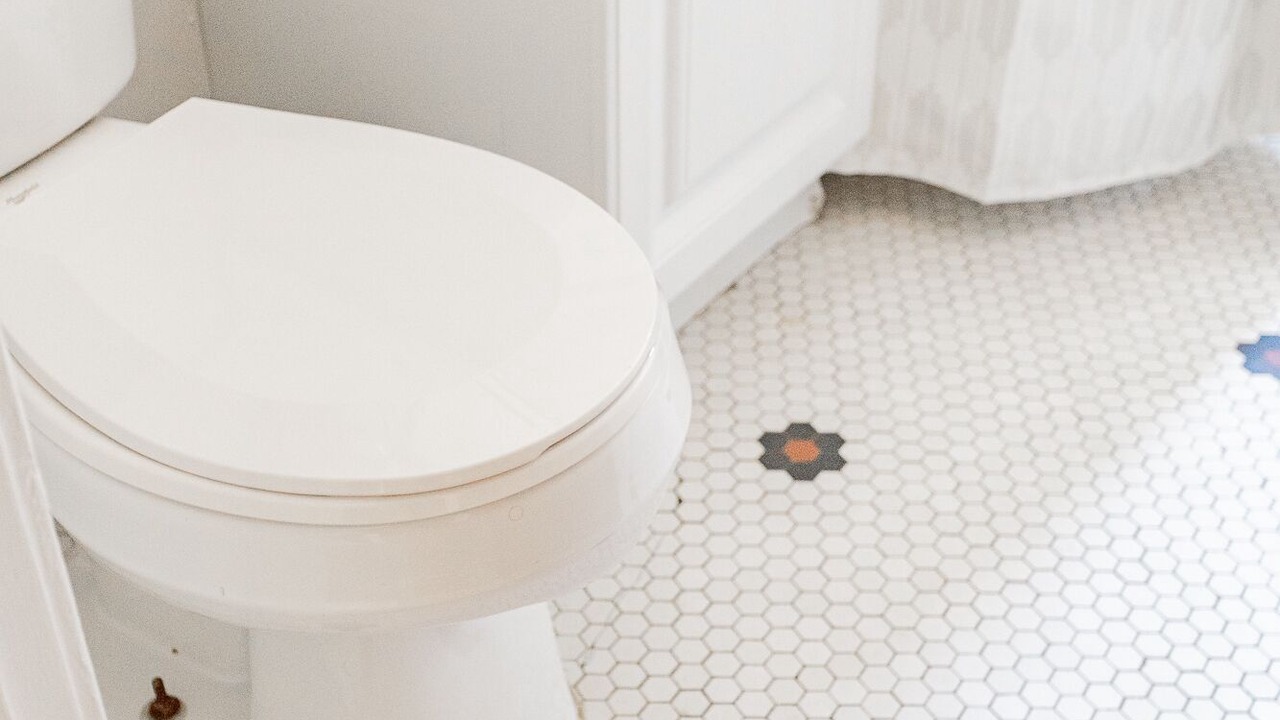 Photo of Bathroom in Rogers Park