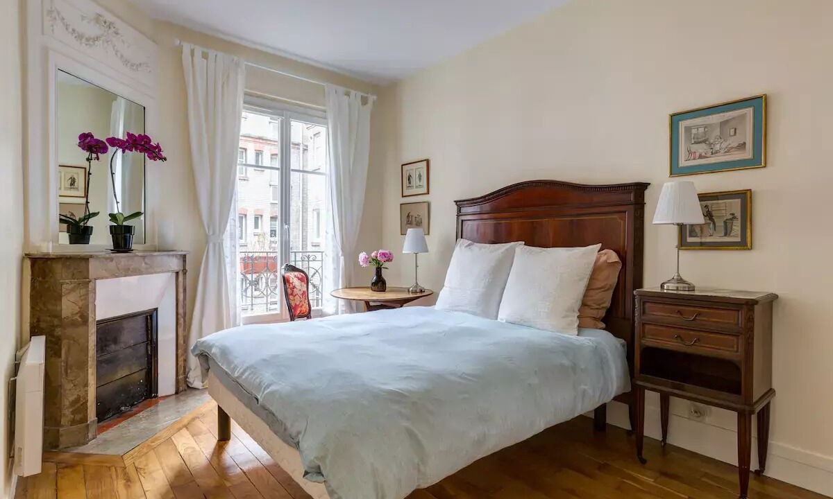 Photo of Bedroom in 15th Arrondissement