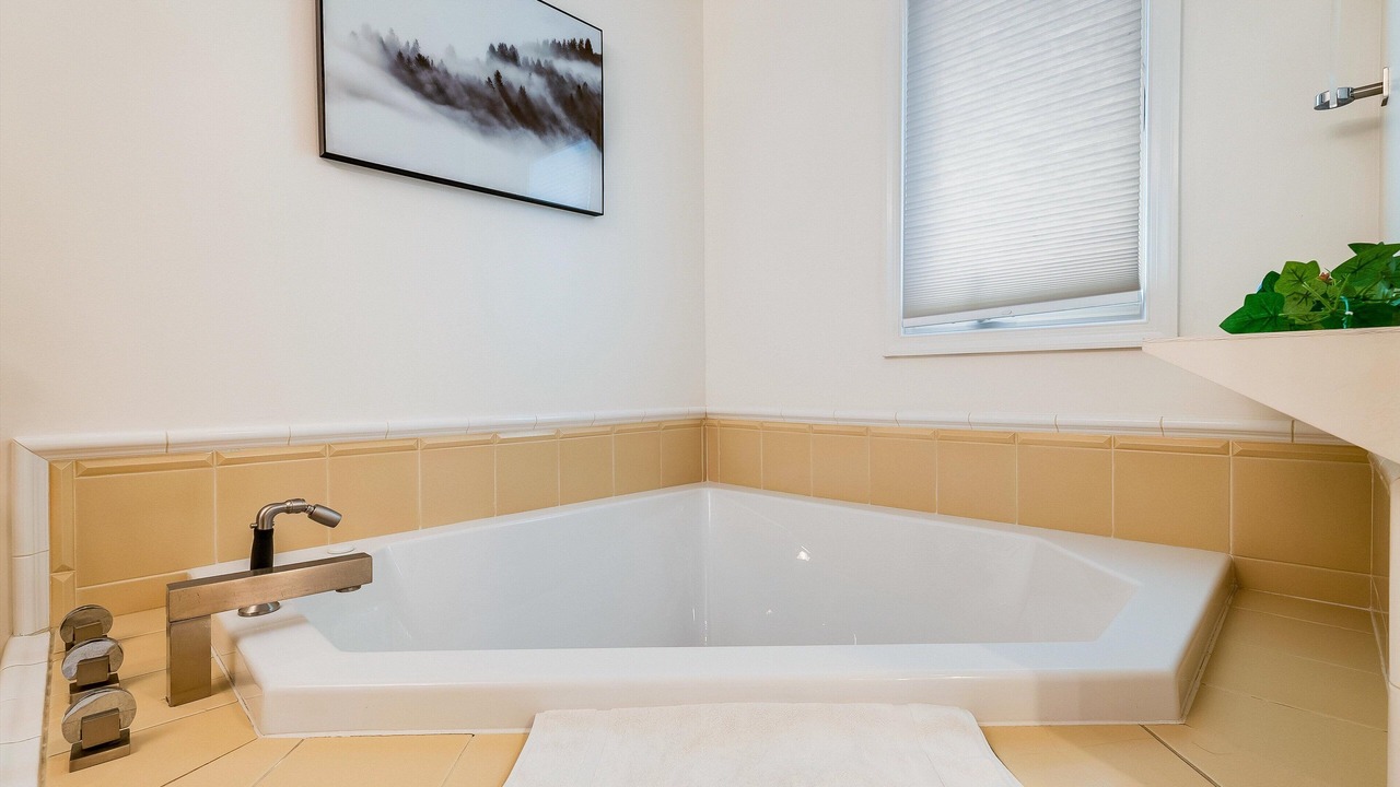 Photo of Bathroom in Massanutten
