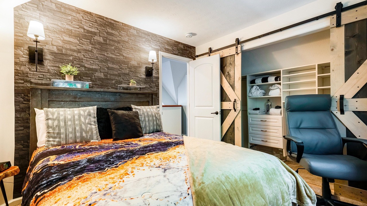 Photo of Bedroom in Massanutten
