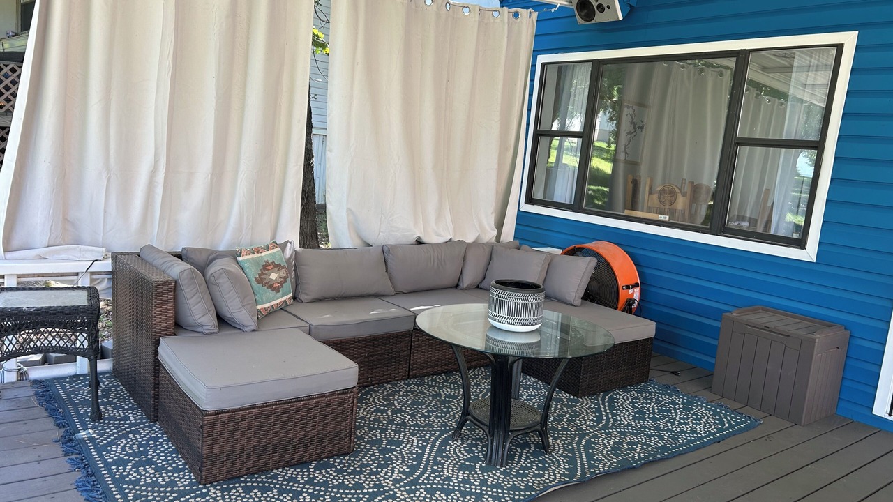 Photo of Patio Balcony in Longtown