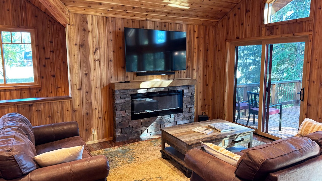 Photo of Livingroom in Priest River