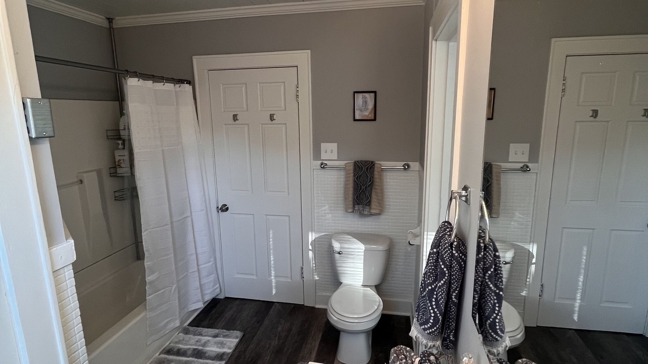 Photo of Bathroom in Atchison