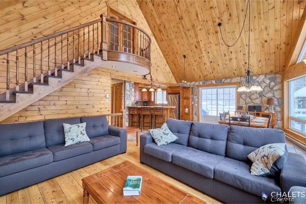 Photo of Livingroom in Lac-aux-Sables