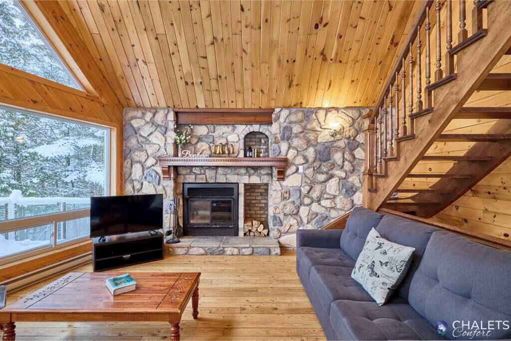 Photo of Livingroom in Lac-aux-Sables