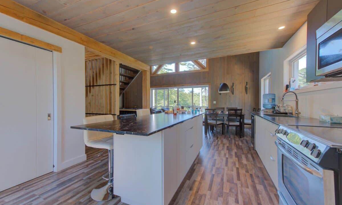 Photo of Kitchen in Lac-aux-Sables