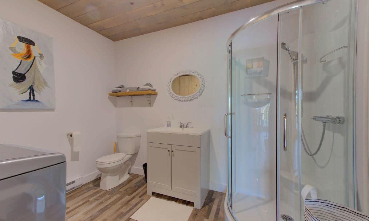 Photo of Bathroom in Lac-aux-Sables