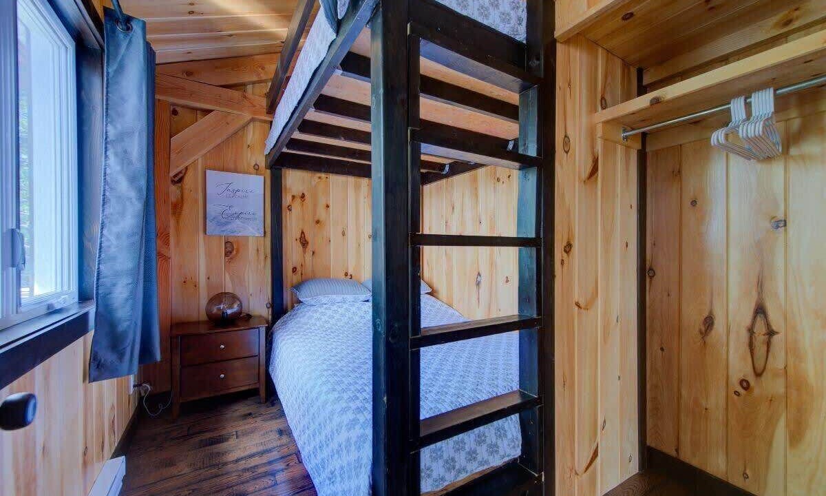 Photo of Bedroom in Sayabec