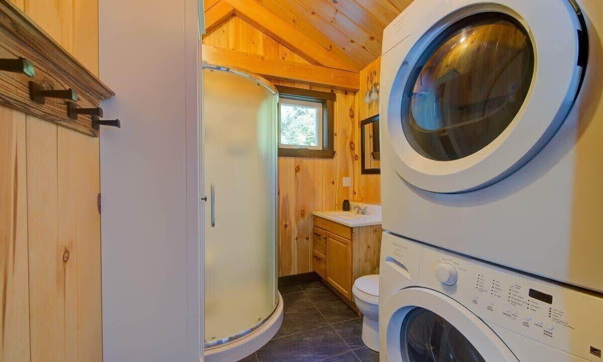 Photo of Bathroom in Sayabec