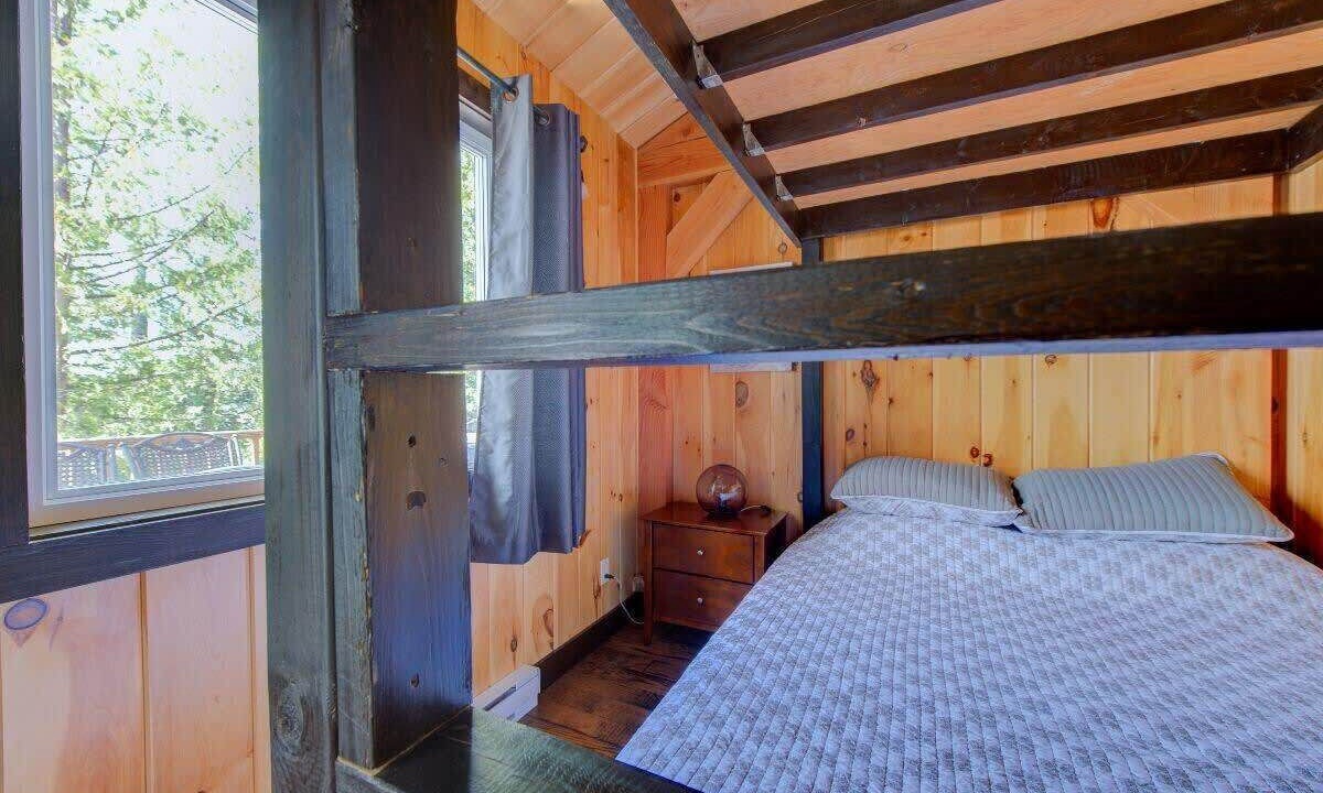 Photo of Bedroom in Sayabec
