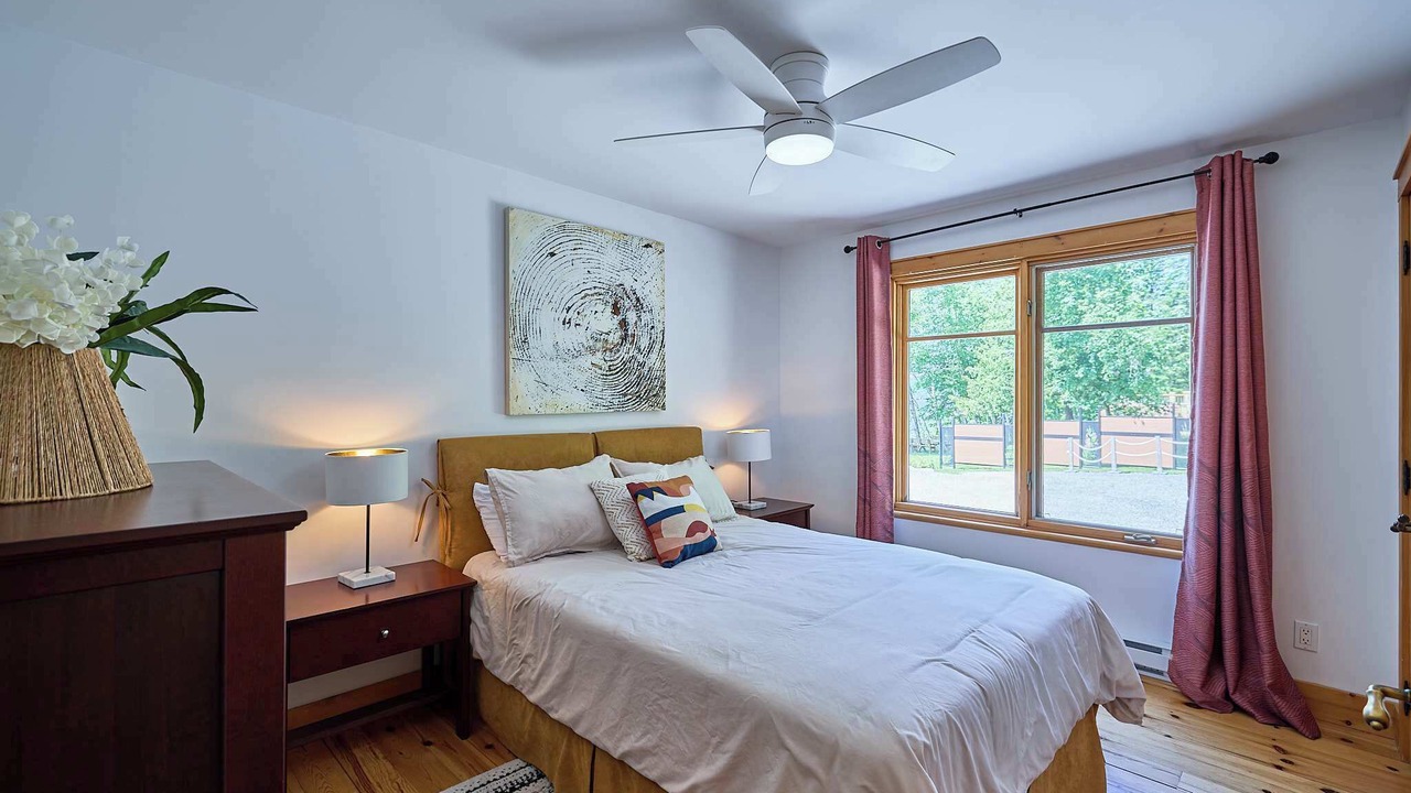 Photo of Bedroom in Pohenegamook