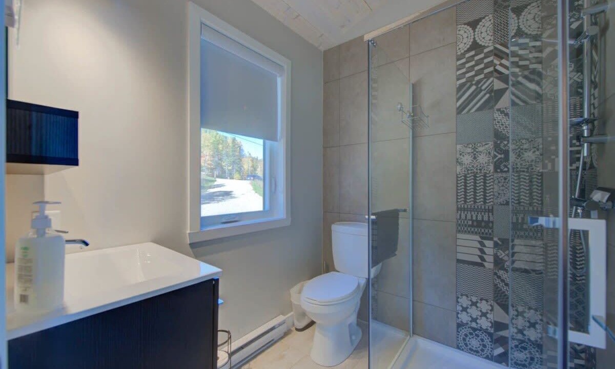 Photo of Bathroom in Saint-Joseph-de-la-Rive