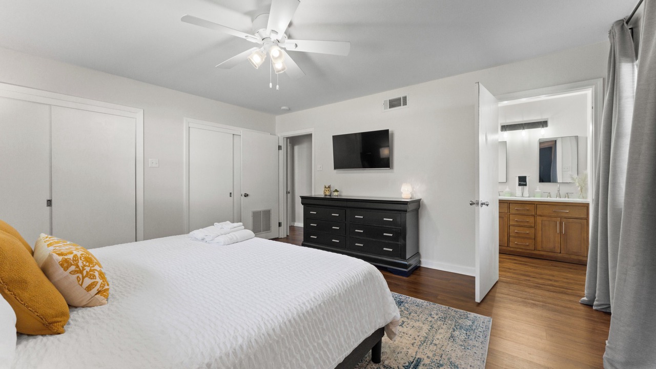 Photo of Bedroom in Highlands - Perkins