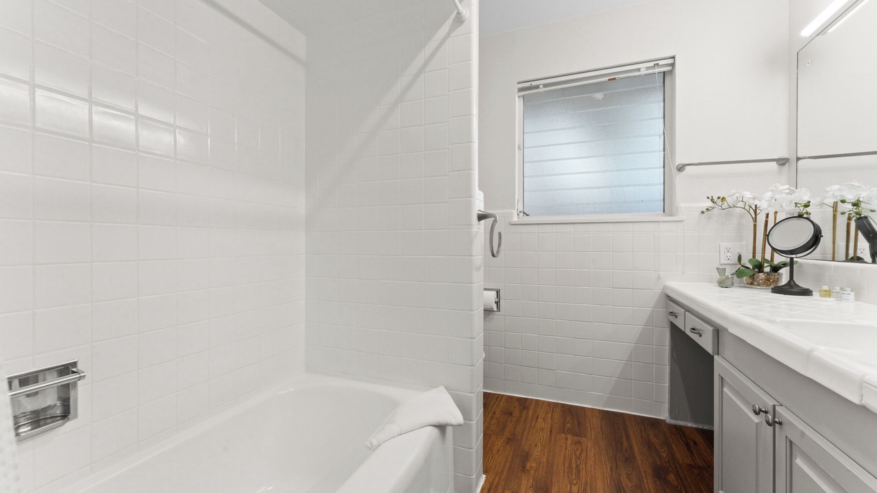 Photo of Bathroom in Highlands - Perkins