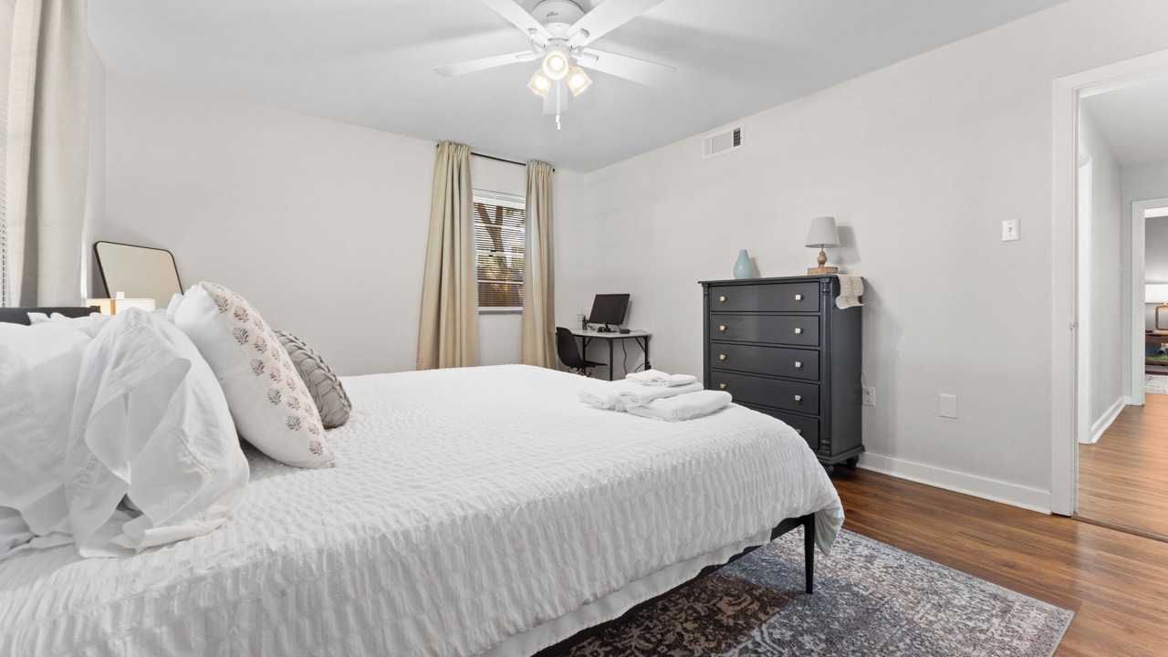 Photo of Bedroom in Highlands - Perkins