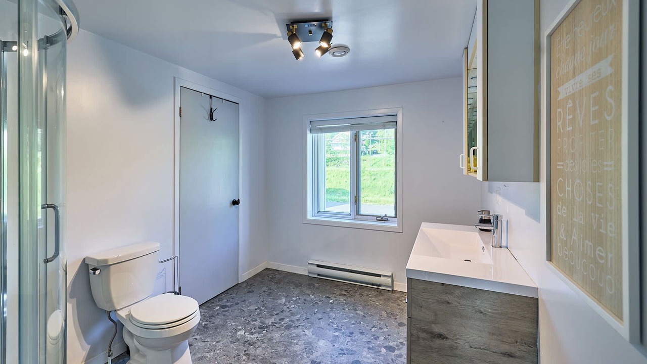 Photo of Bathroom in Pohenegamook