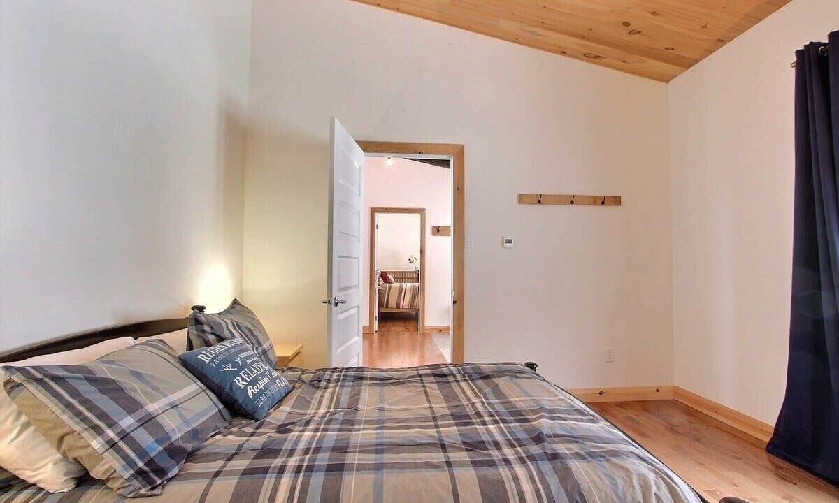 Photo of Bedroom in Saint-Philemon