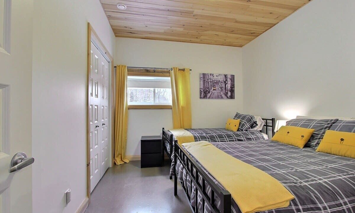 Photo of Bedroom in Saint-Philemon
