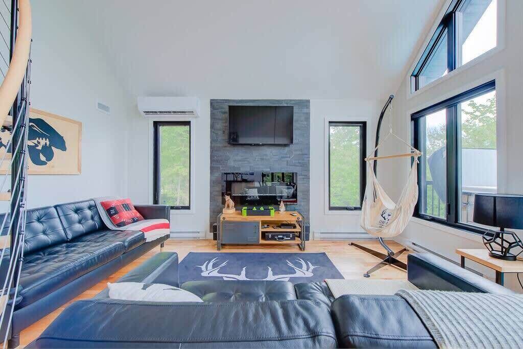 Photo of Livingroom in Notre-Dame-Auxiliatrice-de-Buckland