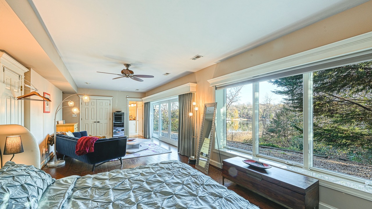 Photo of Bedroom in Arden-on-the-Severn