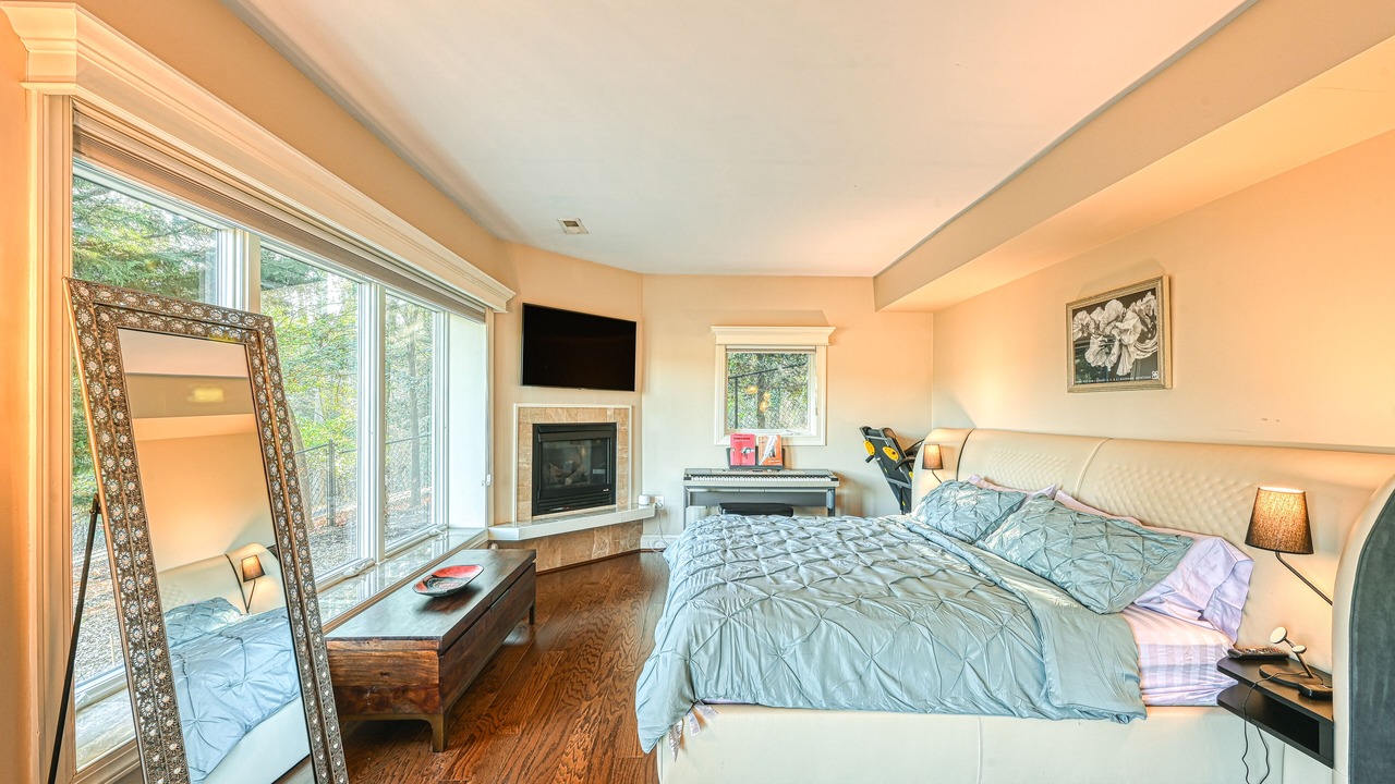 Photo of Bedroom in Arden-on-the-Severn