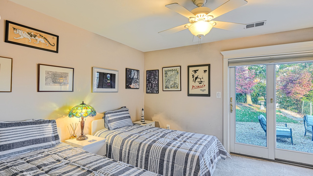 Photo of Bedroom in Arden-on-the-Severn